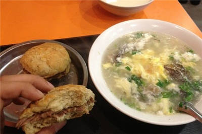 天津最本土早餐 感受这浓郁的本土平民早餐文化！
