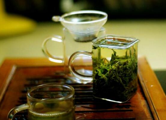茶叶水可以浇富贵竹吗
